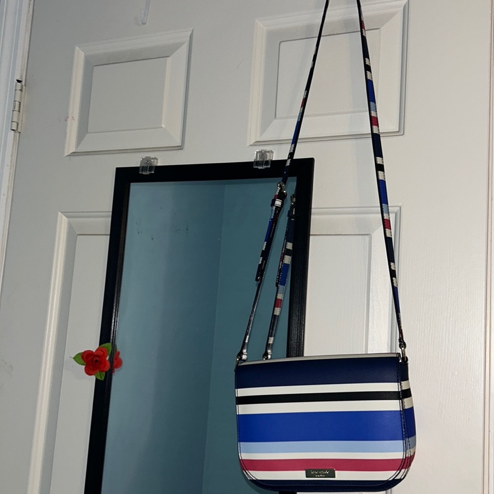 Like-Brand new Kate Spade crossbody bag